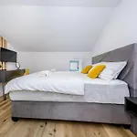Copun By Interhome Rab Town